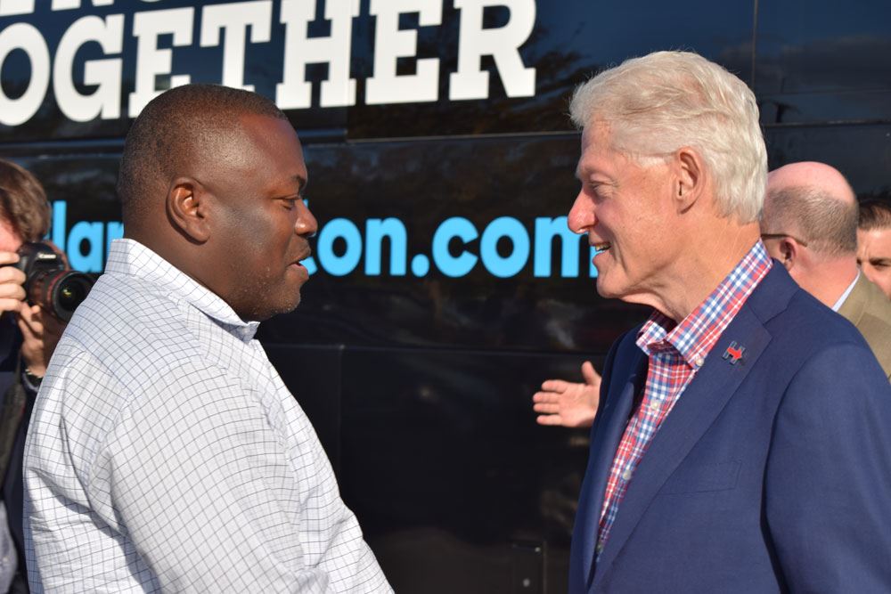 Former President Bill Clinton and Mayor Terrell Hill talk Palatka issues during the visit.